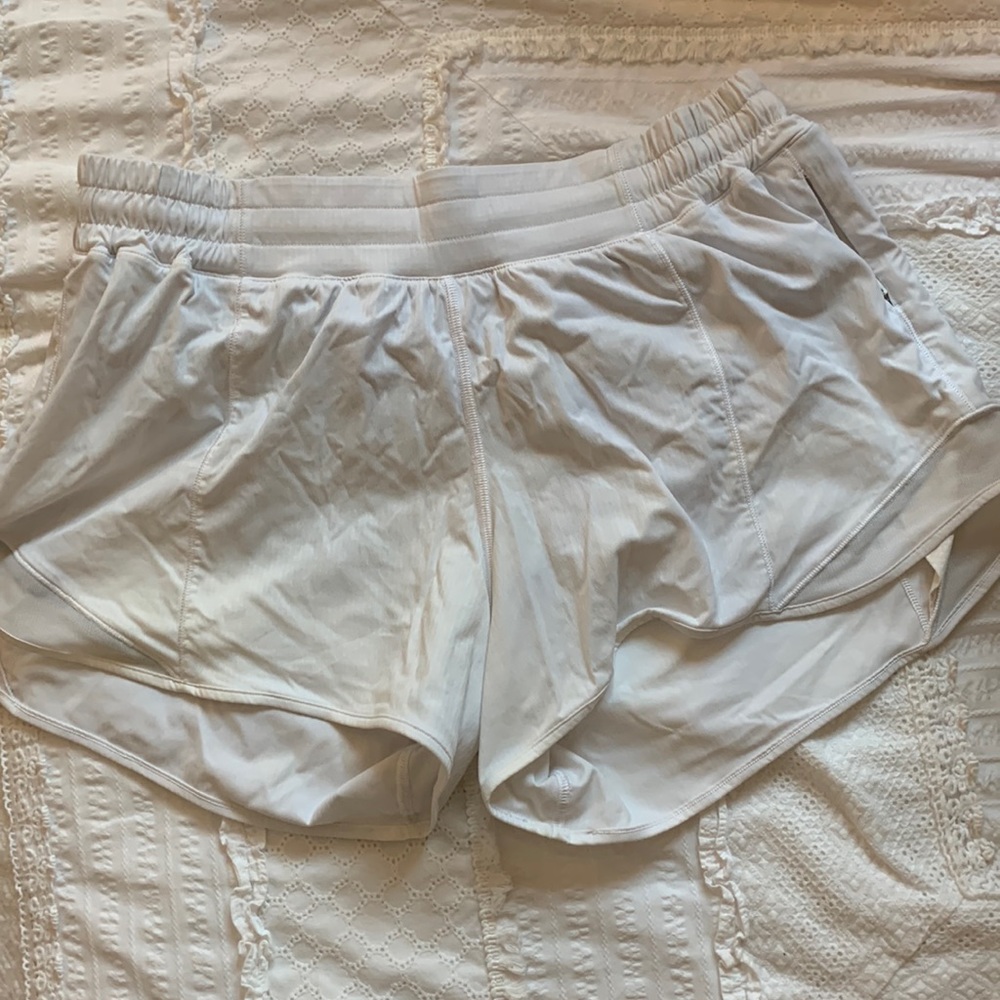 White Lululemon Low-Rise Hotty Hots